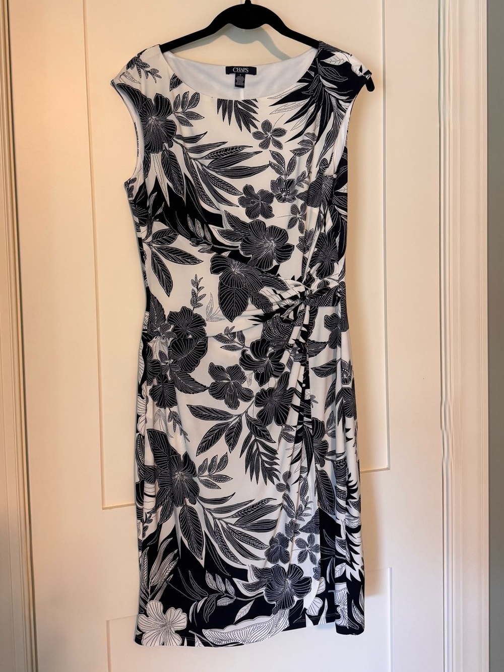 Chaps Black & White Floral Tie-Waist Midi Dress
